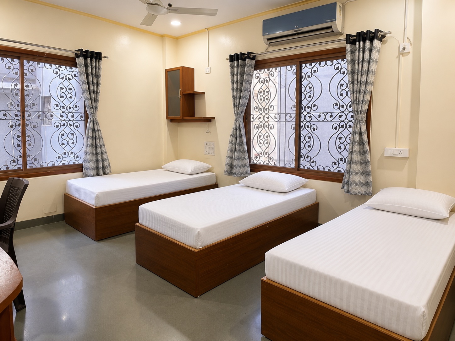 Samruddha Apartments Boys PG Kothrud